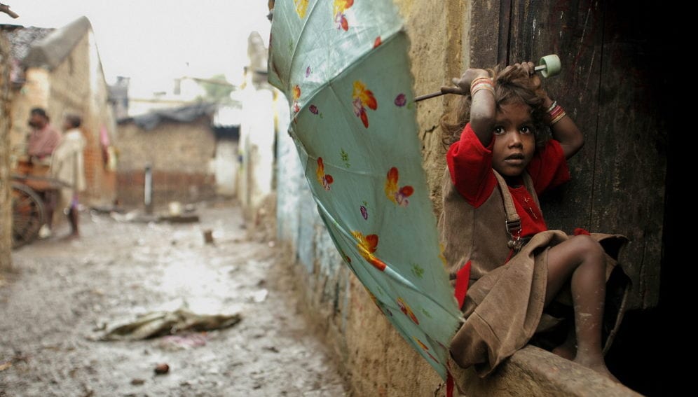 Girl with Umbrella_Jon Spaull_Panos