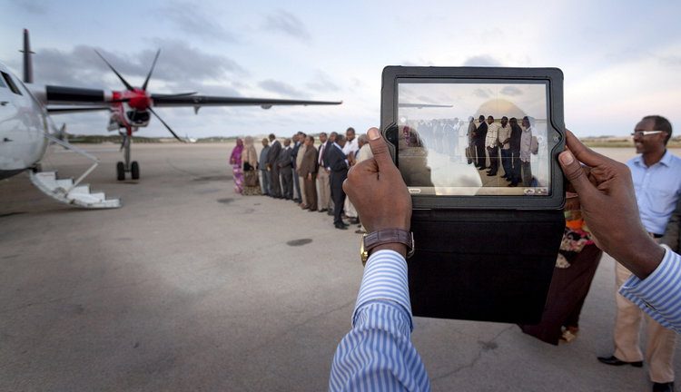 iPad in Somalia_Petterik Wiggers_Panos