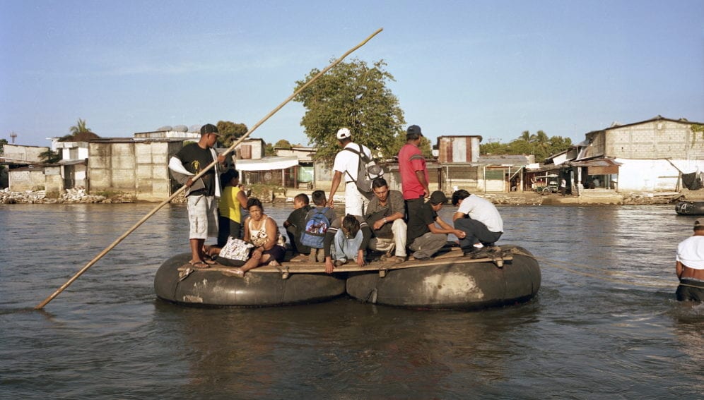 Migration children raft LAC.jpg