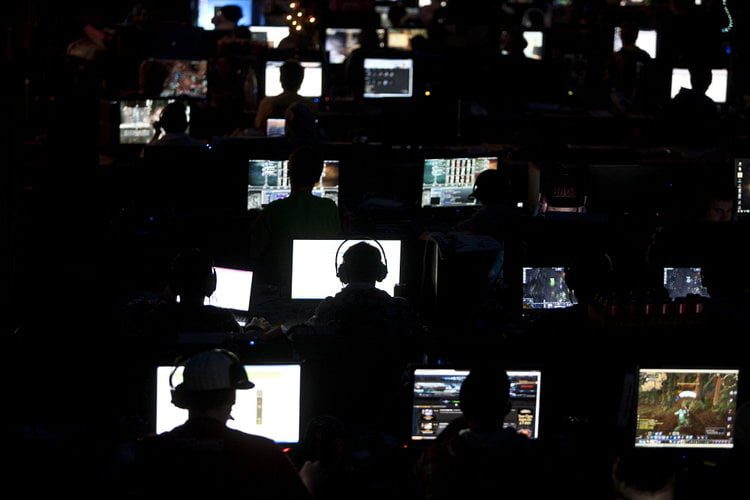 ISIS computer recruitment