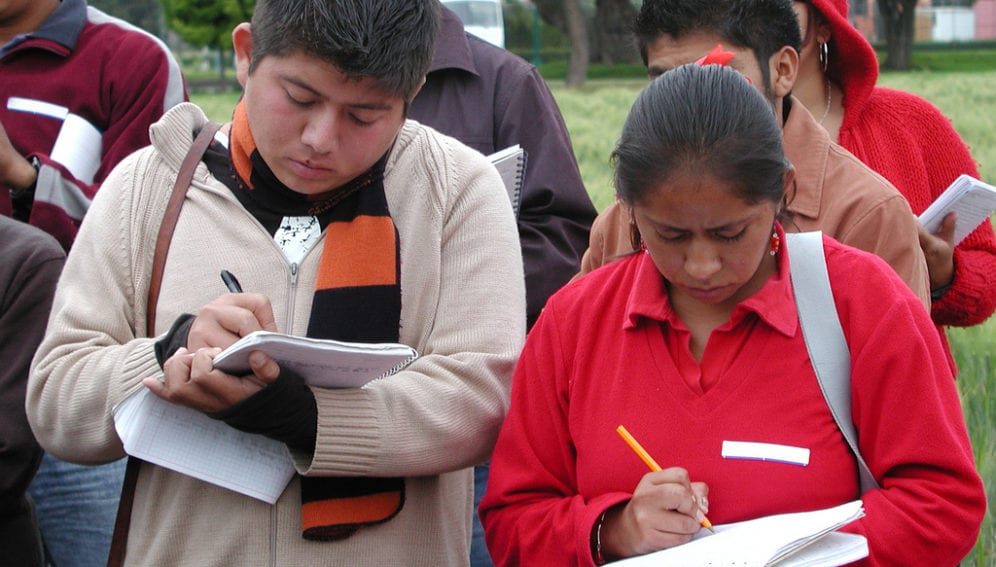 Taking_notes_Flickr_CIMMYT_1024x768