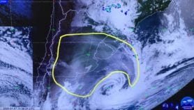 Australian bushfire smoke drifts to South America