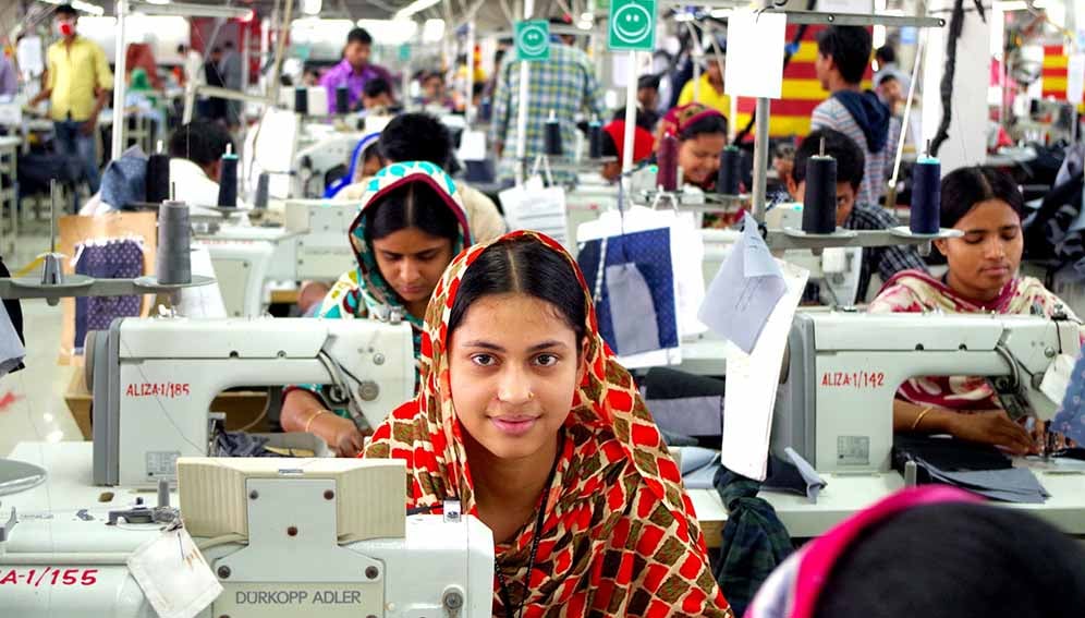 Bangla_garments_MAIN Workers at this garment factory in Gazipur, Bangladesh, formed a union with the Bangladesh Independent Garment Workers Union Federation (BIGUF), a longtime Solidarity Center ally, enabling them to achieve safe workplaces and living wages. Credit: Solidarity Center (2015)