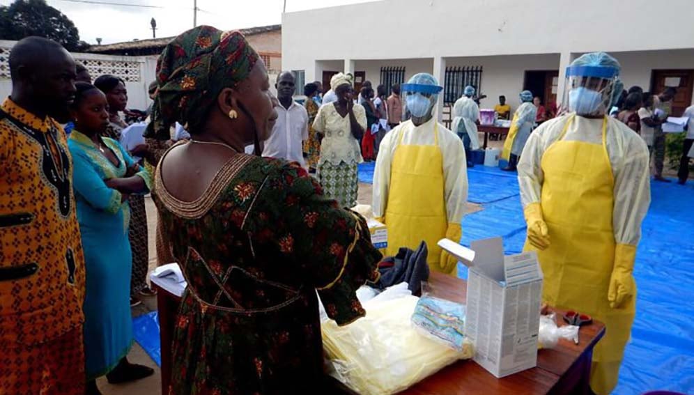 Lack of protective equipment exposes the remaining weaknesses in the Congolese health system.