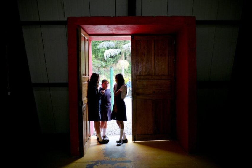 Chatbots and mobile apps help teenagers receive accurate information and sexual orientation counseling. Image credit: Charlotte Kesl / World Bank , licensed under Creative Commons CC BY-NC-ND 2.0 Deed .