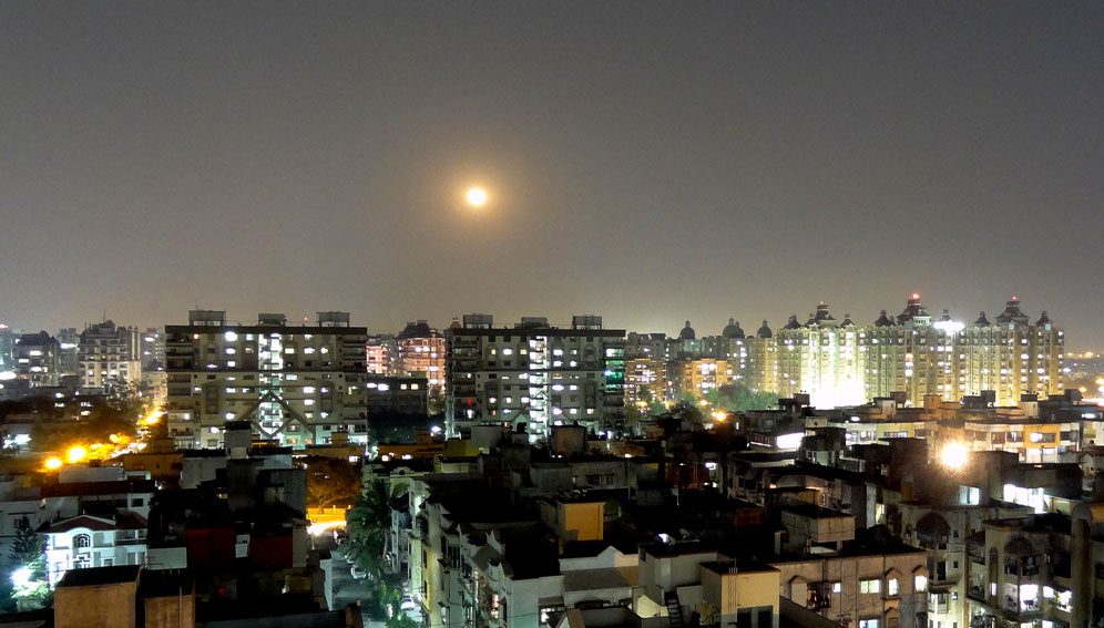 Surat at night. Photo by: Hemant meena