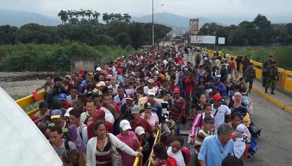 Migrants and refugees face countless risks, including labor exploitation. But AI is helping connect these individuals with income-generating opportunities. Image credit: Taken from the Facebook page of the Jesuit Refugee Service Latin America and the Caribbean.