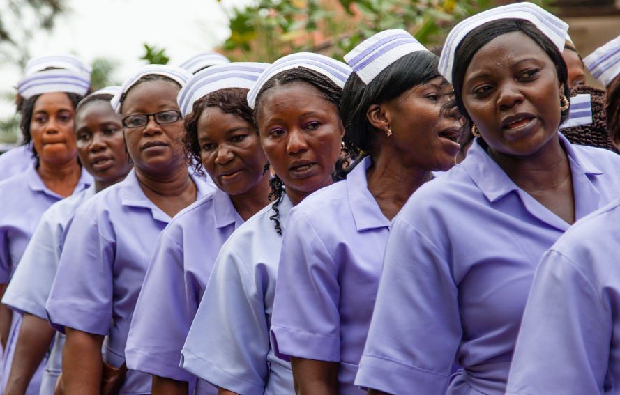 Graduands from the School of Midwifery in Makeni, Sierra Leone. Investing in maternal, newborn and child health saves lives.