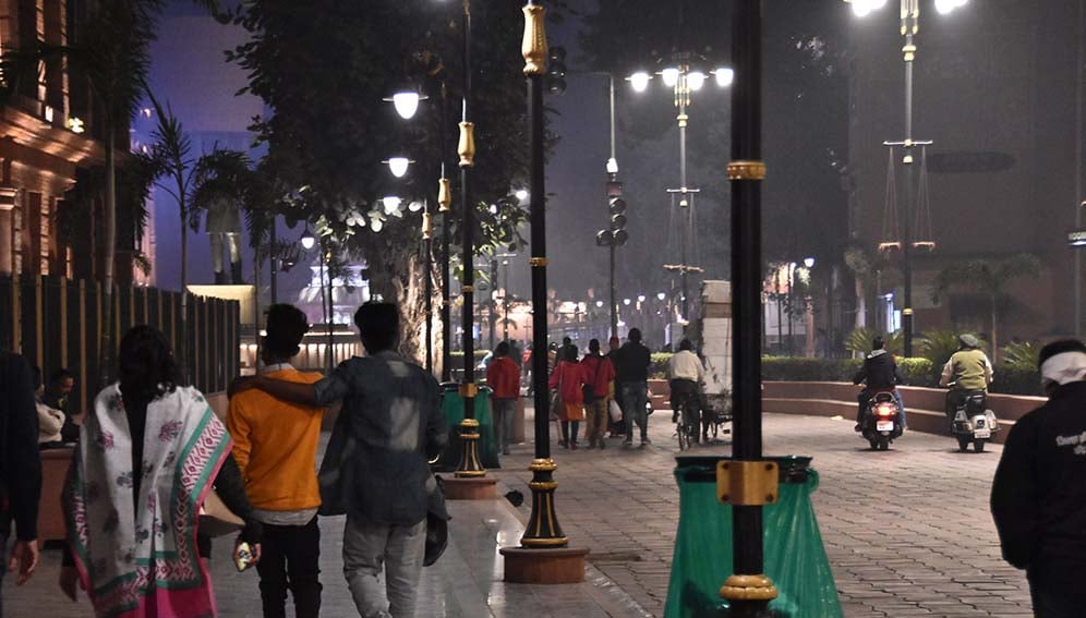 Golden Temple pedestrian walk way.